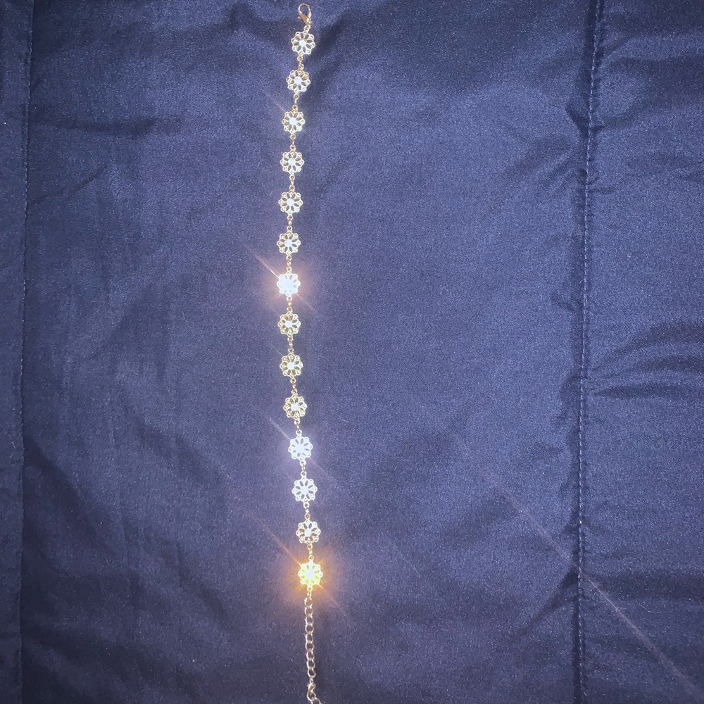 Choker - Picture 2 of 2